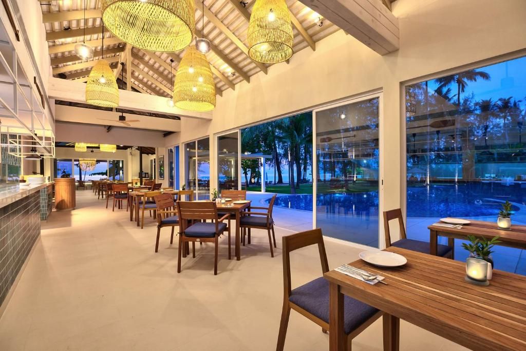 Outrigger Khao Lak Beach Resort фото 151