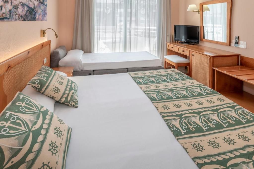 Hotel GHT Oasis Tossa & SPA фото 74