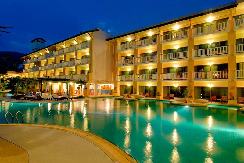 Thara Patong Beach Resort & Spa фото 52