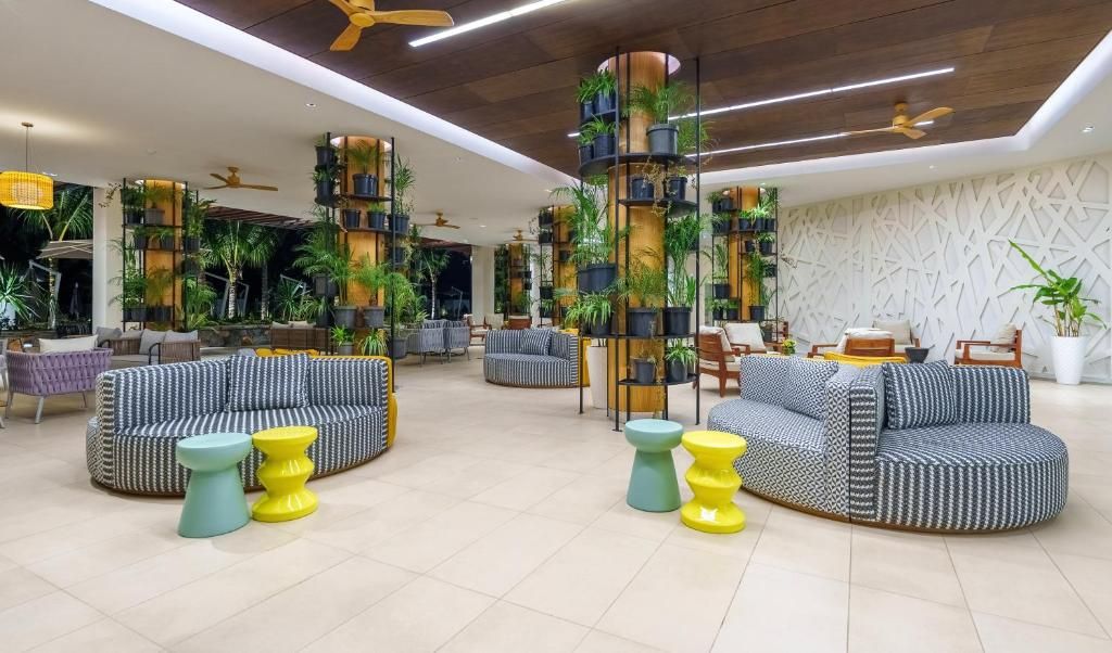Oceans Creek Beach Hotel фото 23