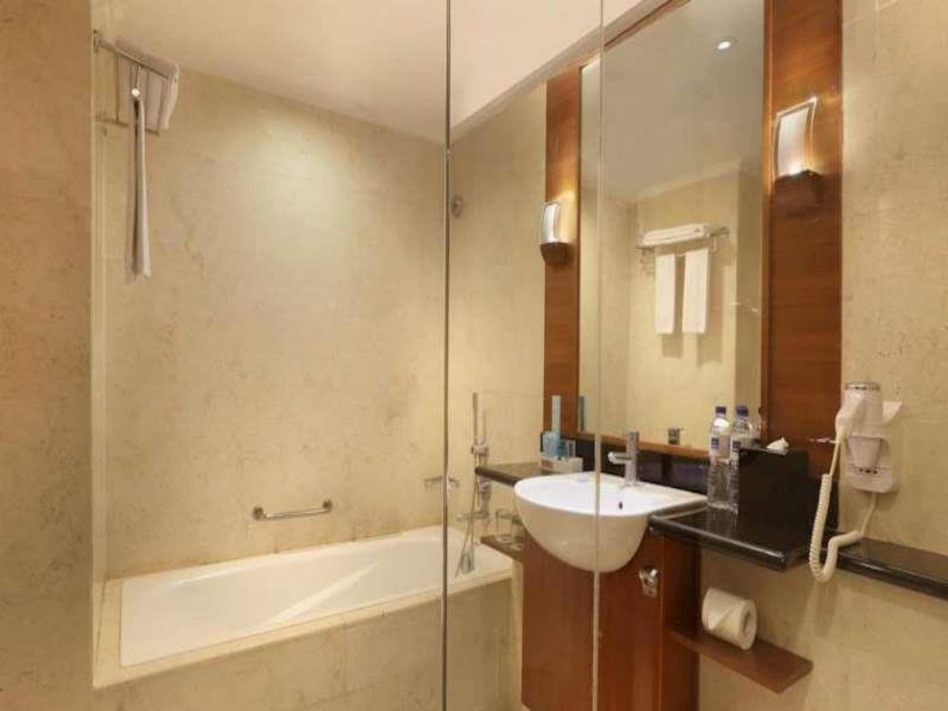 Novotel Jakarta Mangga Dua Square фото 25