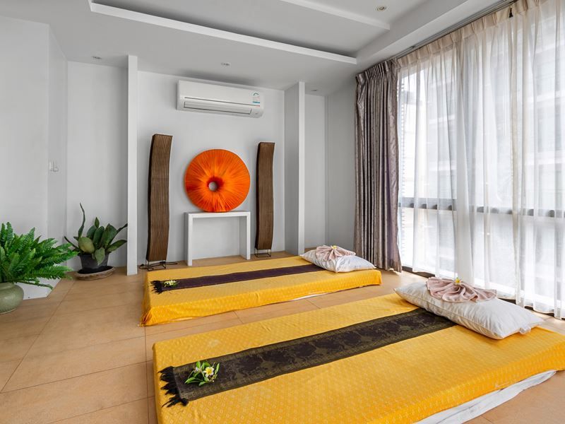 The Lantern Resorts Patong фото 18