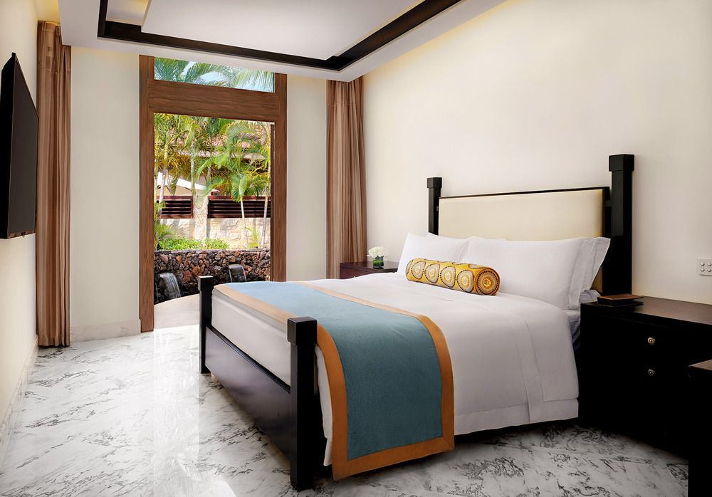 The St. Regis Sanya Yalong Bay Resort фото 102