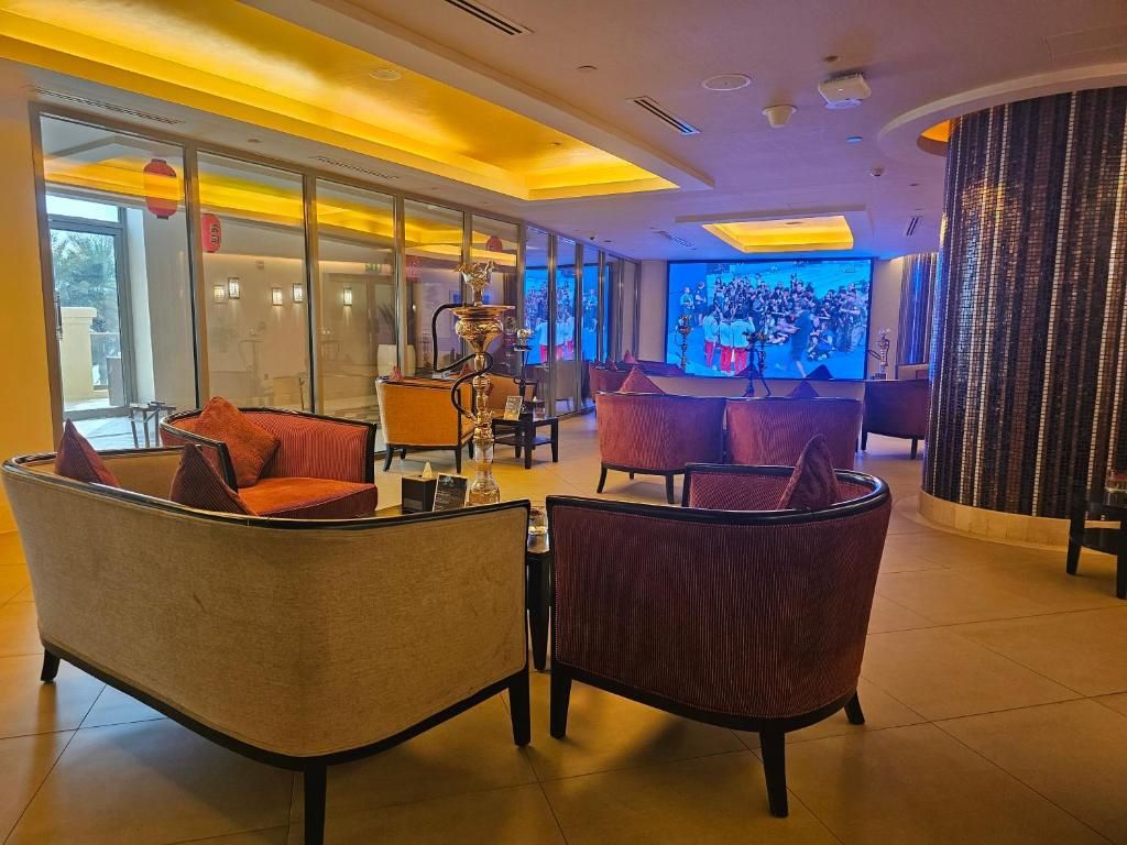 Bahi Ajman Palace Hotel фото 104