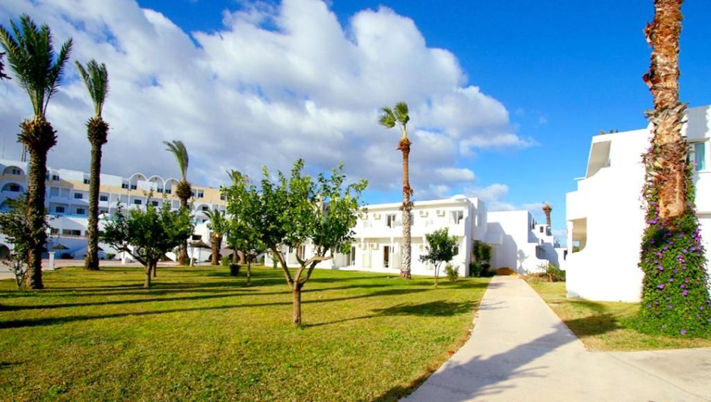 Best Beach Hotel фото 27