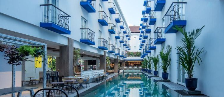 Фото отеля Kampi Hotel Legian