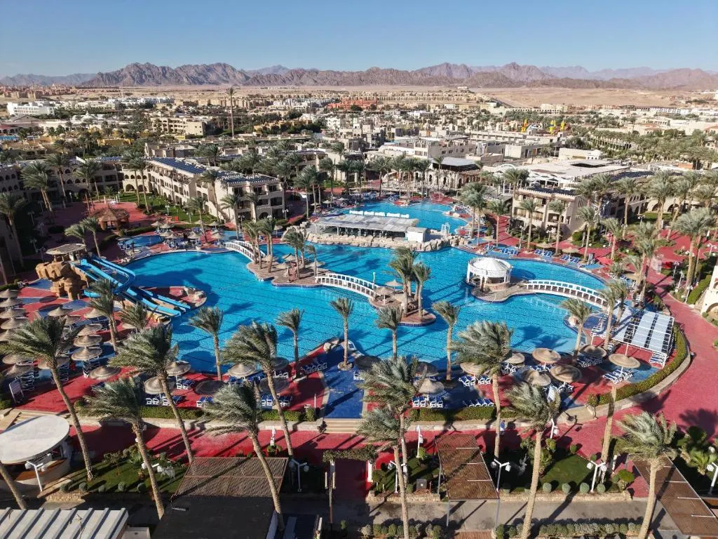 Edge Rotana Sea Beach фото 184
