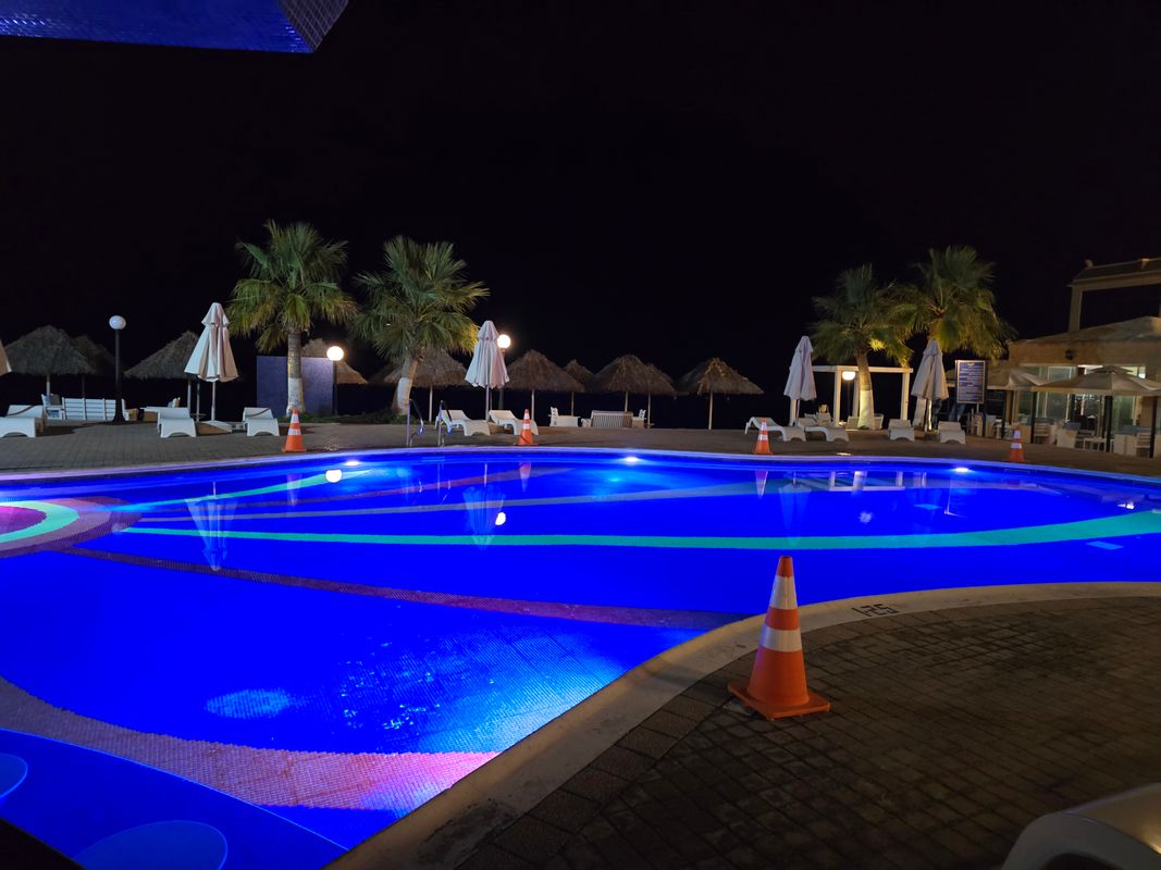 Royal Beach Hotel & Resort фото 27