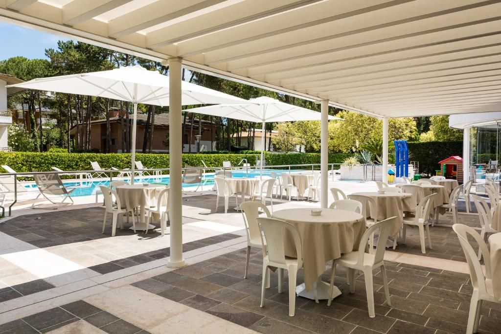 Hotel Smeraldo Lignano фото 2