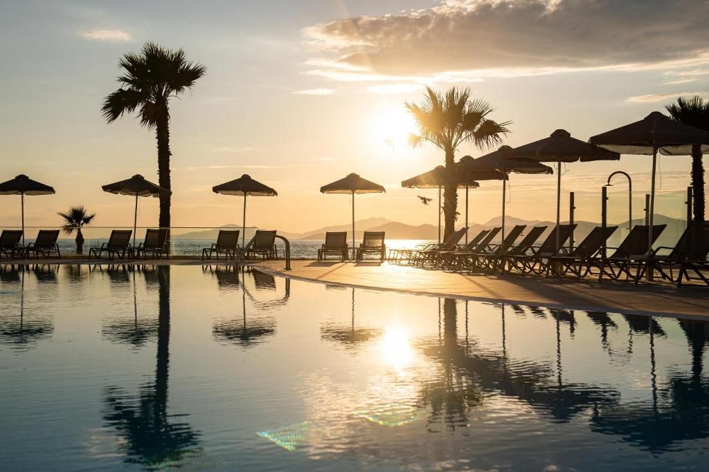 The Aeolos Beach Hotel фото 36