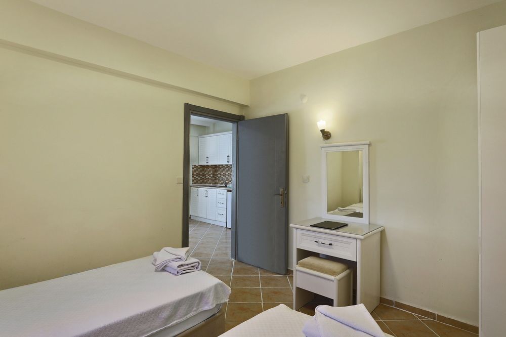 Апарт-отель «Summer Garden Suites & Beach» фото 26