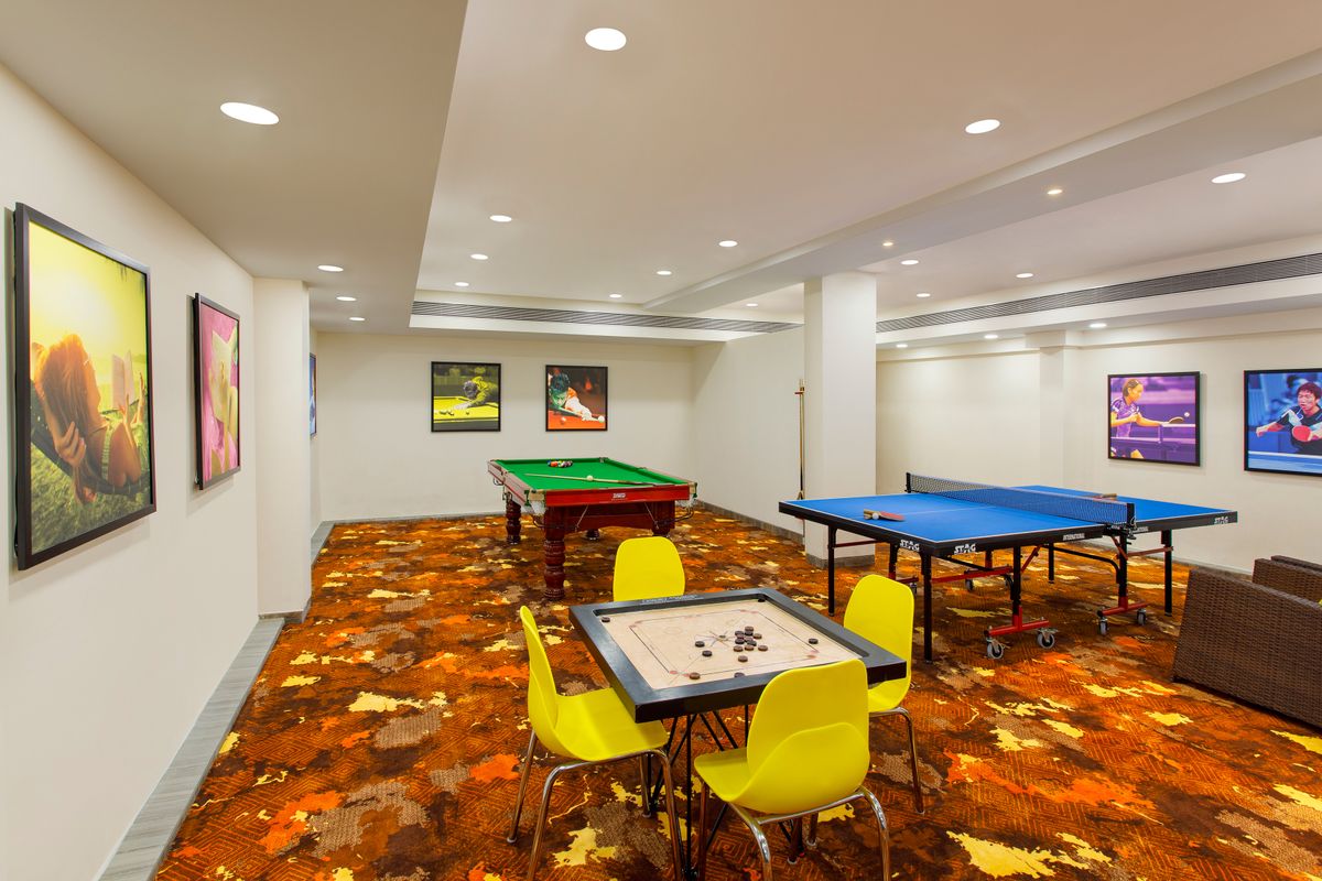 Sobit Sarovar Portico фото 13