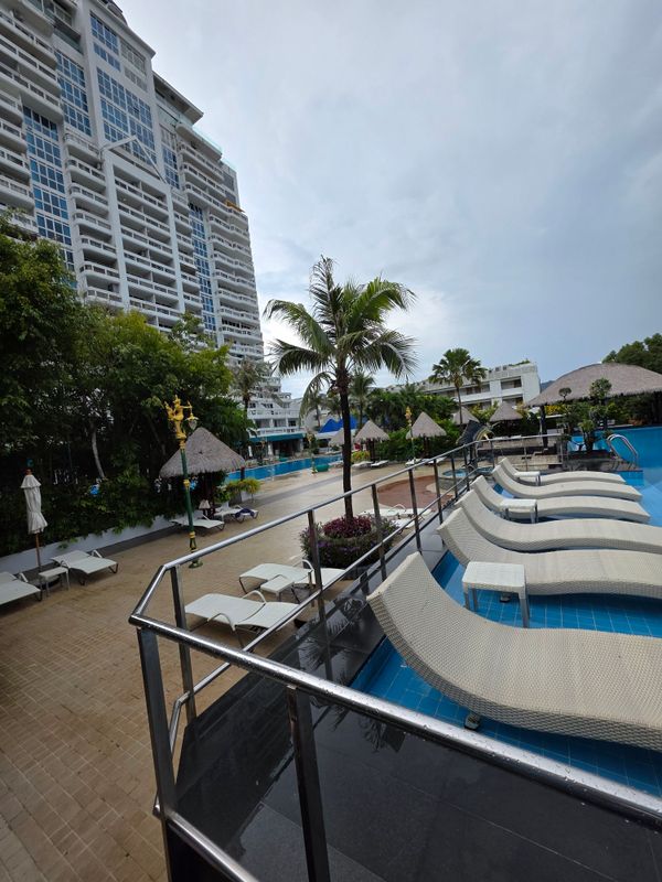 Andaman Beach Suites Hotel фото 73