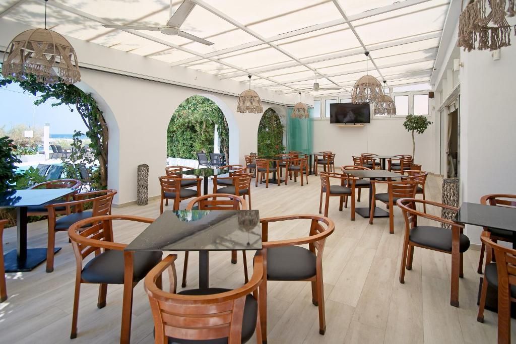 Kyparissia Beach Hotel фото 10