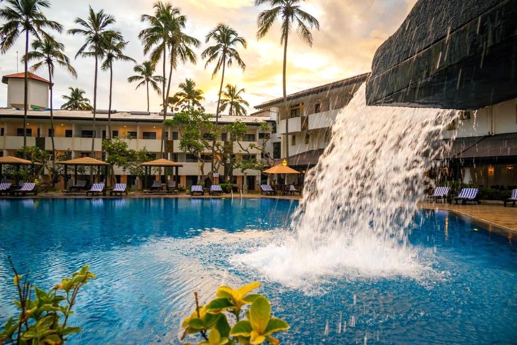 Tangerine Beach Hotel фото 8