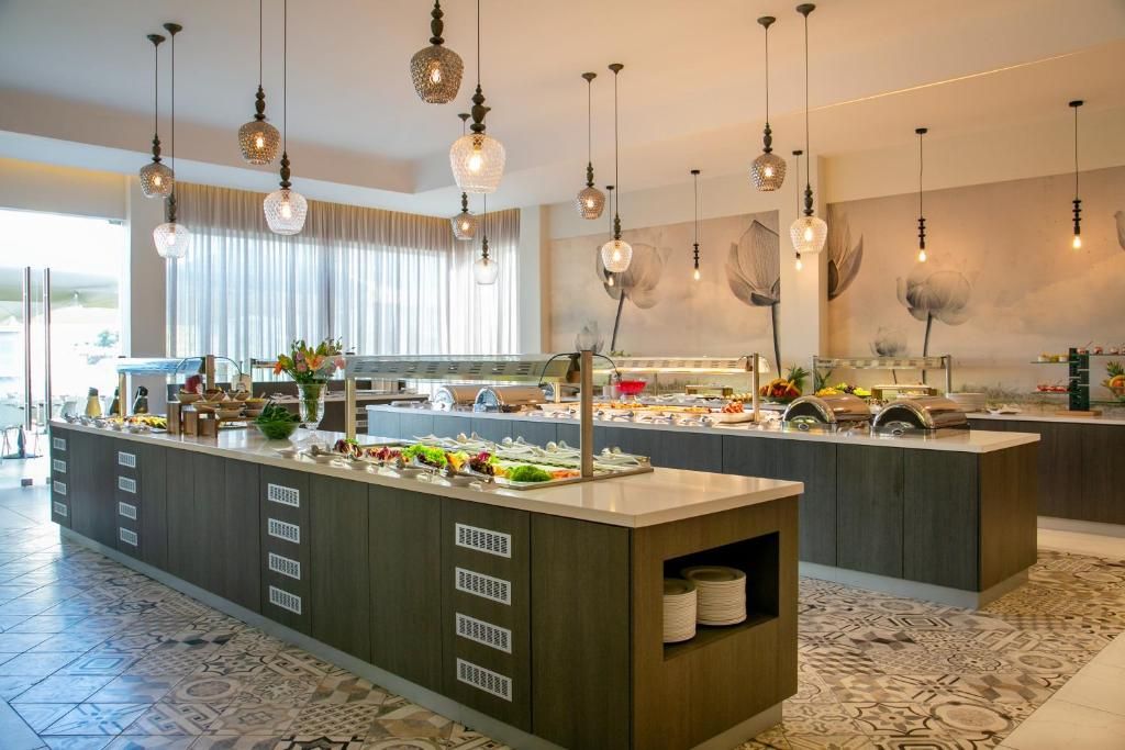 Vangelis Hotel & Suites фото 42