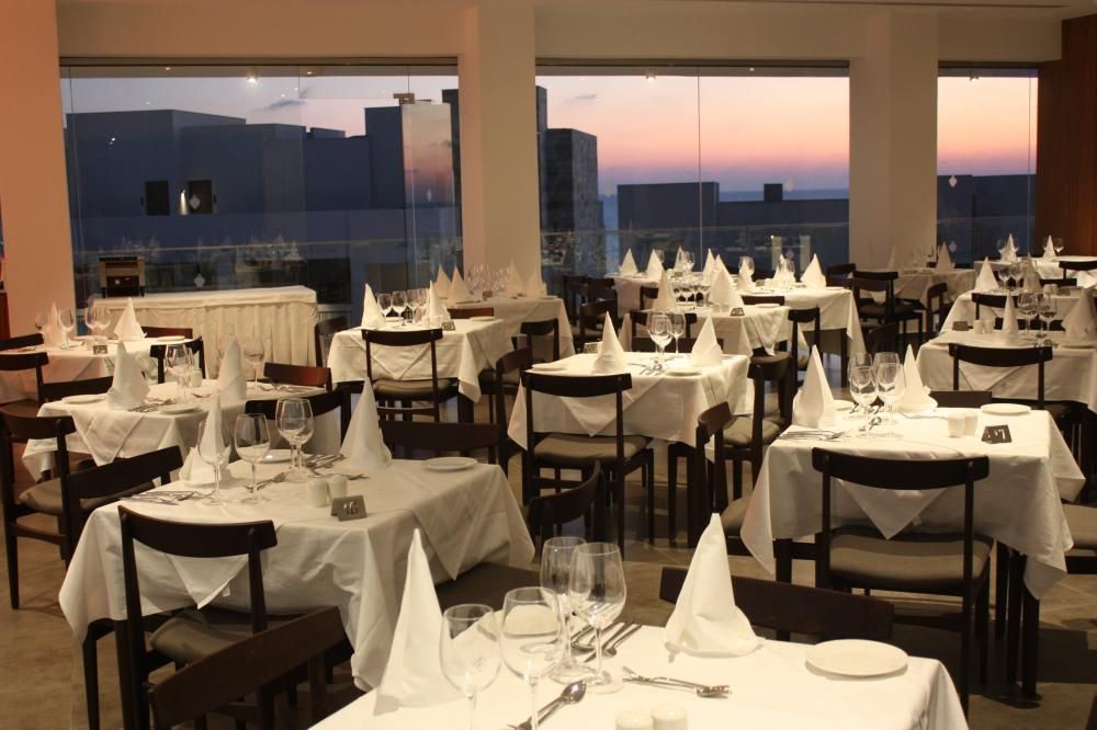 Amphora Hotel & Suites фото 17