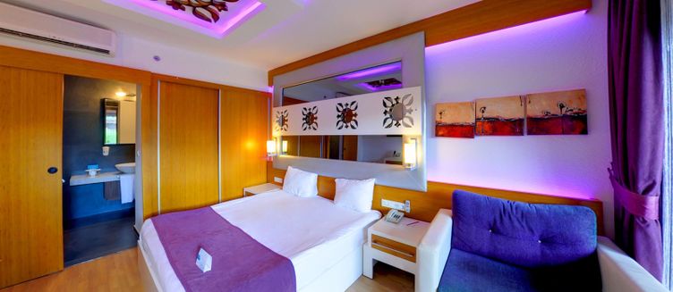 Фото отеля Flora Garden Beach (Adults Only)