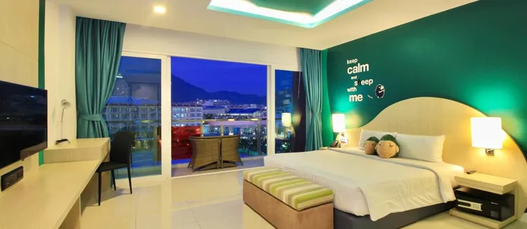 Фото отеля Sleep with Me Hotel