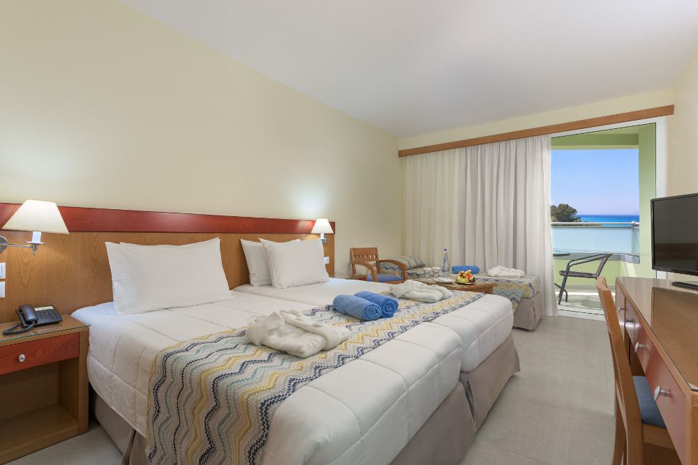 Avra Beach Resort Hotel & Bungalows фото 4
