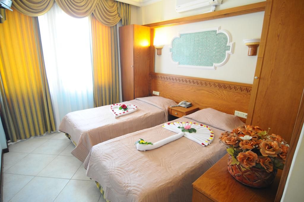 Han Palace Hotel фото 10
