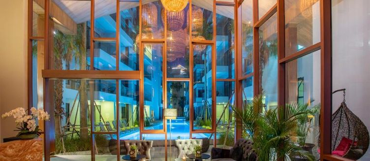 Фото отеля Surin Beach Residence