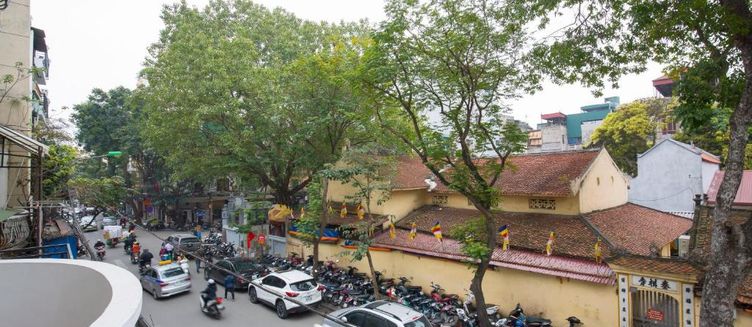 Фото отеля Golden Rooster Hotel & Travel