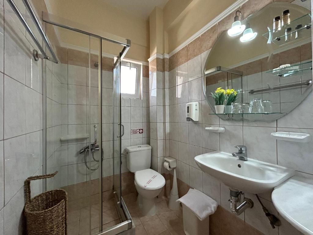 Brati II Beach Hotel фото 8