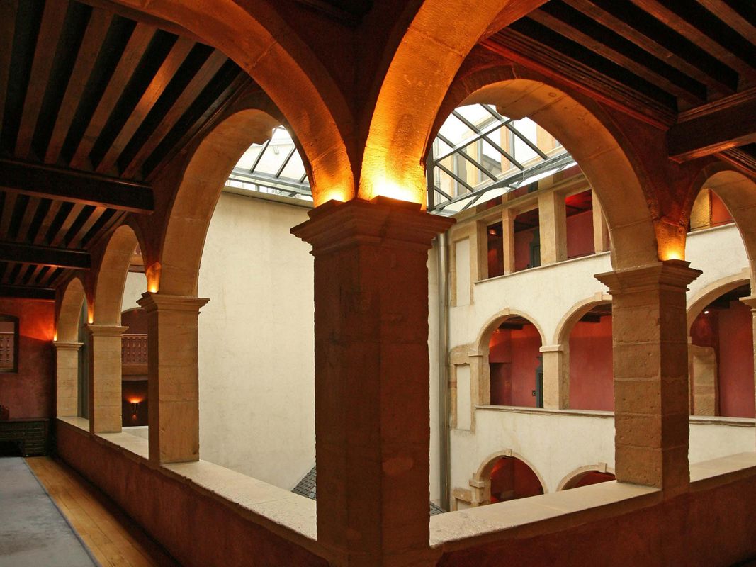 Hotel Cour Des Loges фото 14