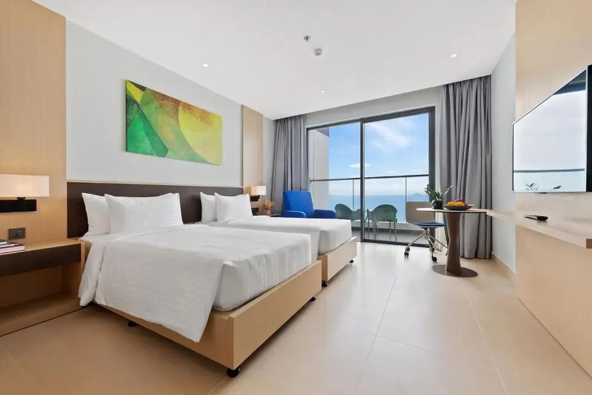 Курортный отель The Empyrean Cam Ranh Beach Resort фото 15