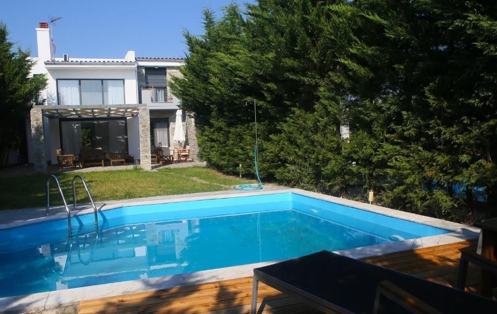 Sunny Sani Luxury Villas фото 3