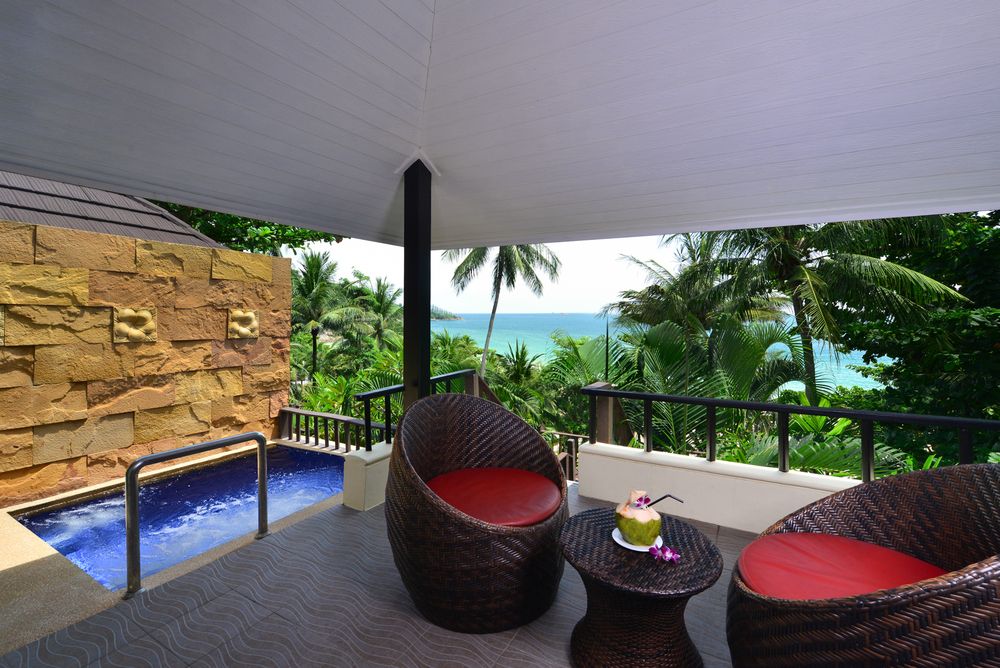 Andaman White Beach Resort фото 98