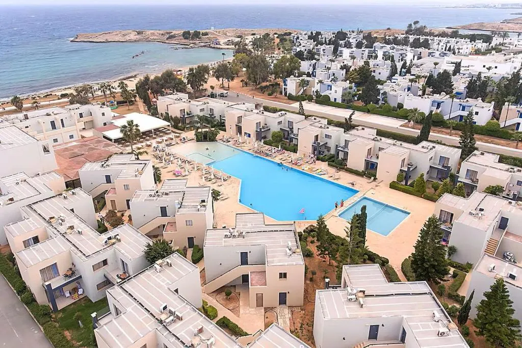 Electra Beach Holiday Village фото 0