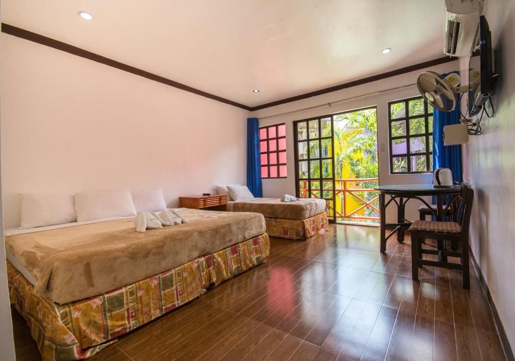 Club Ten Beach Resort фото 39