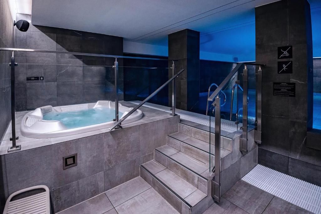 DoubleTree by Hilton Wroclaw фото 9