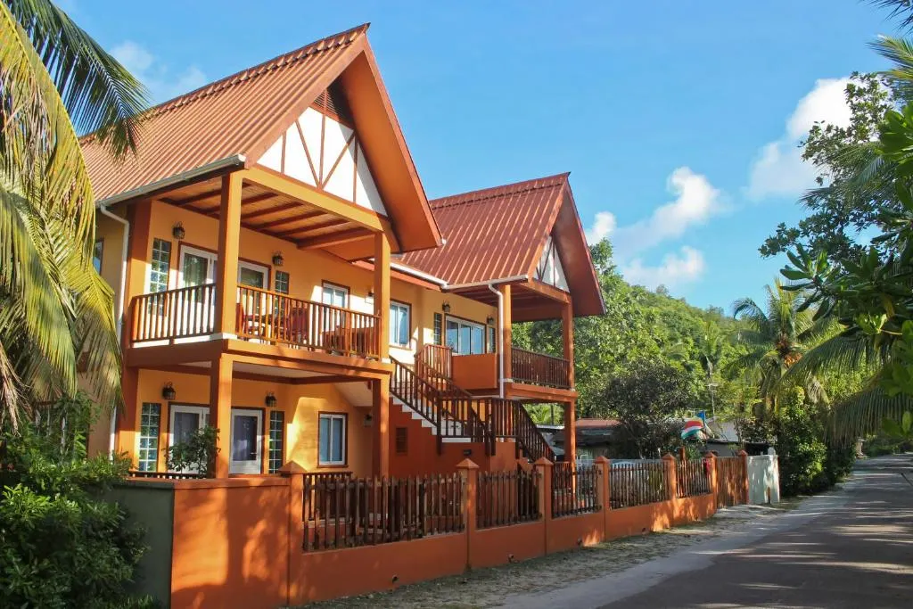 Green Blue Beach House фото 0