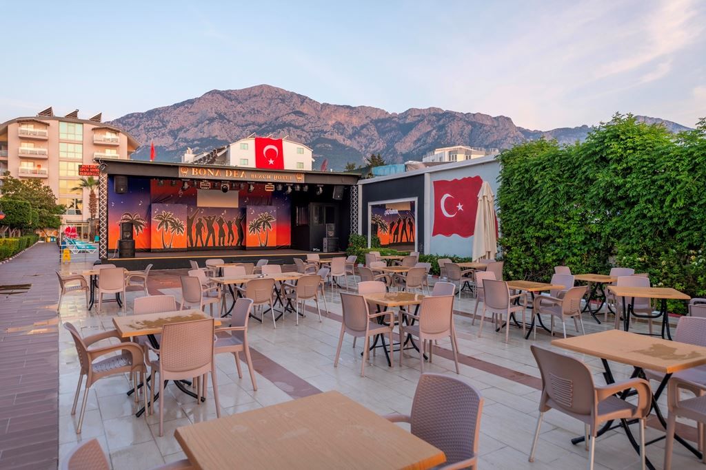 Lims Bona Dea Beach Hotel фото 16