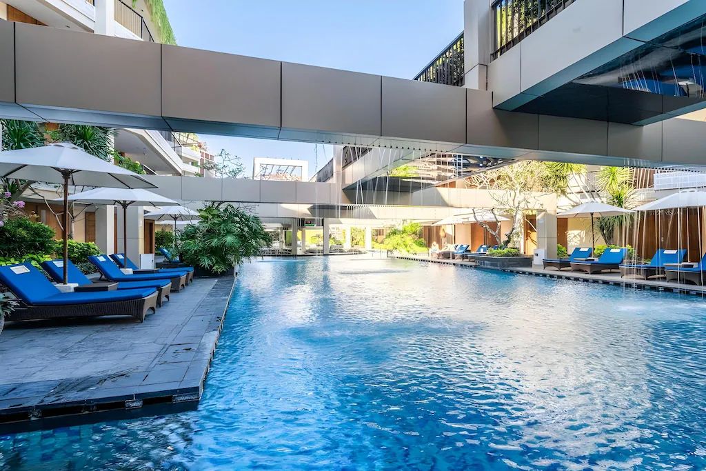 Vouk Hotel & Suites фото 6