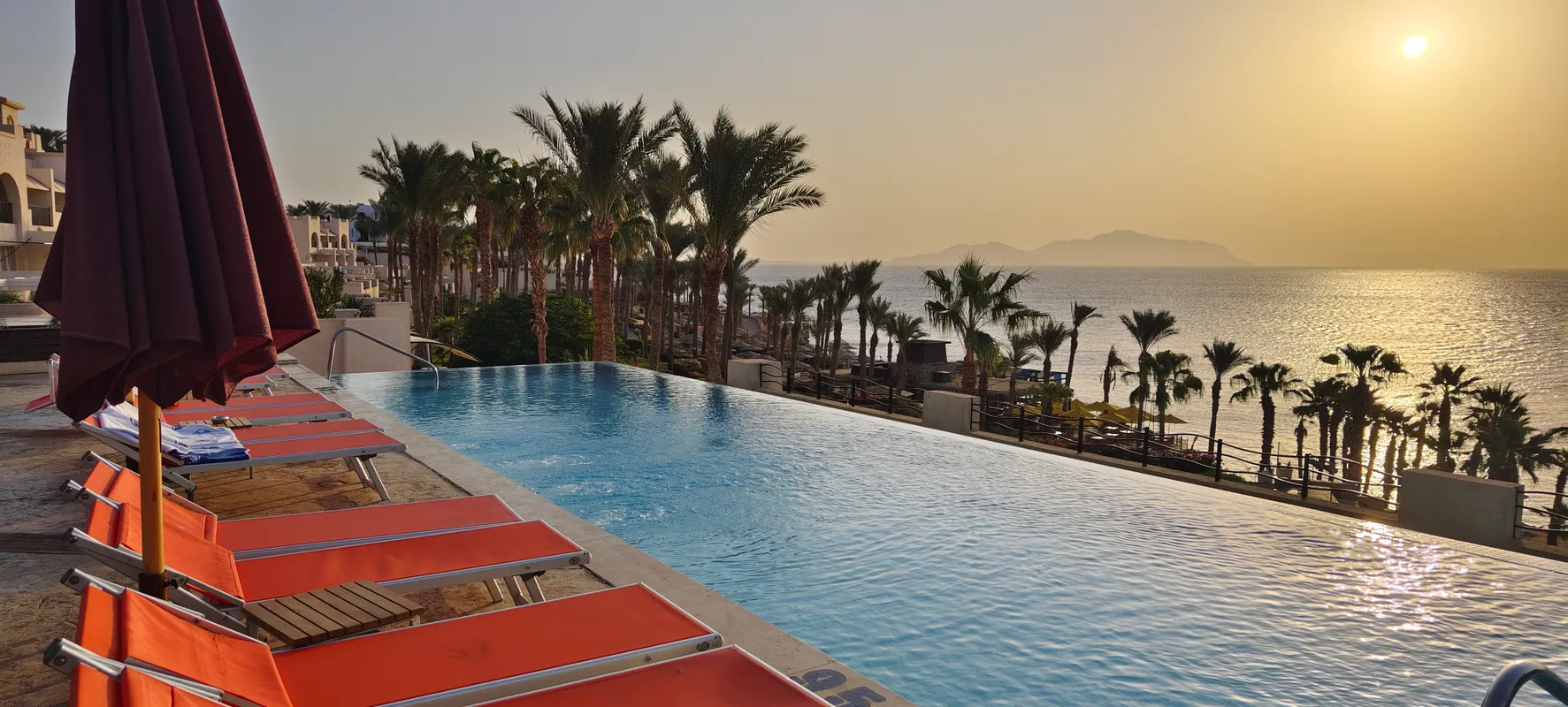 Grand Rotana Resort & Spa фото 80