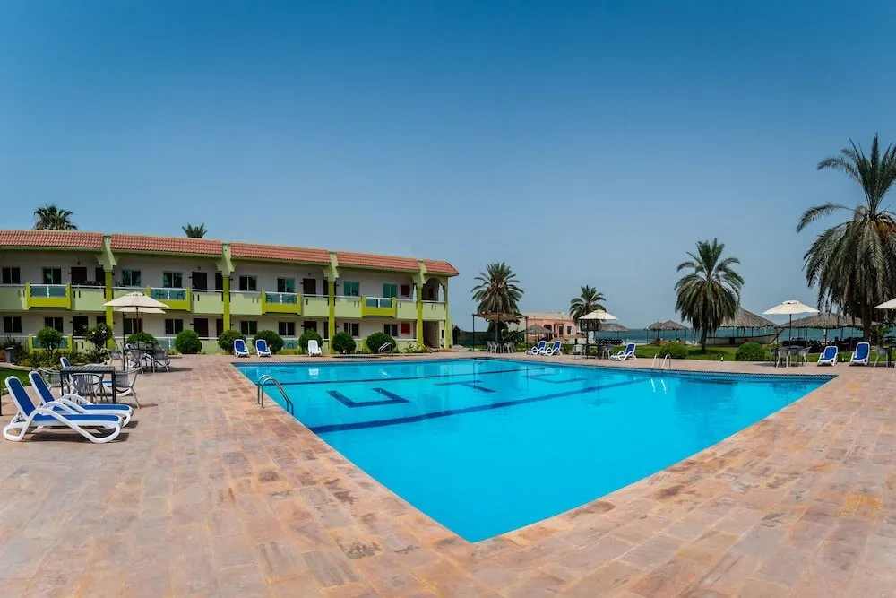 Flamingo Beach Resort фото 0