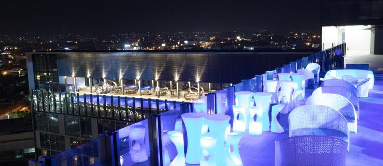Фото отеля Bai Hotel Cebu