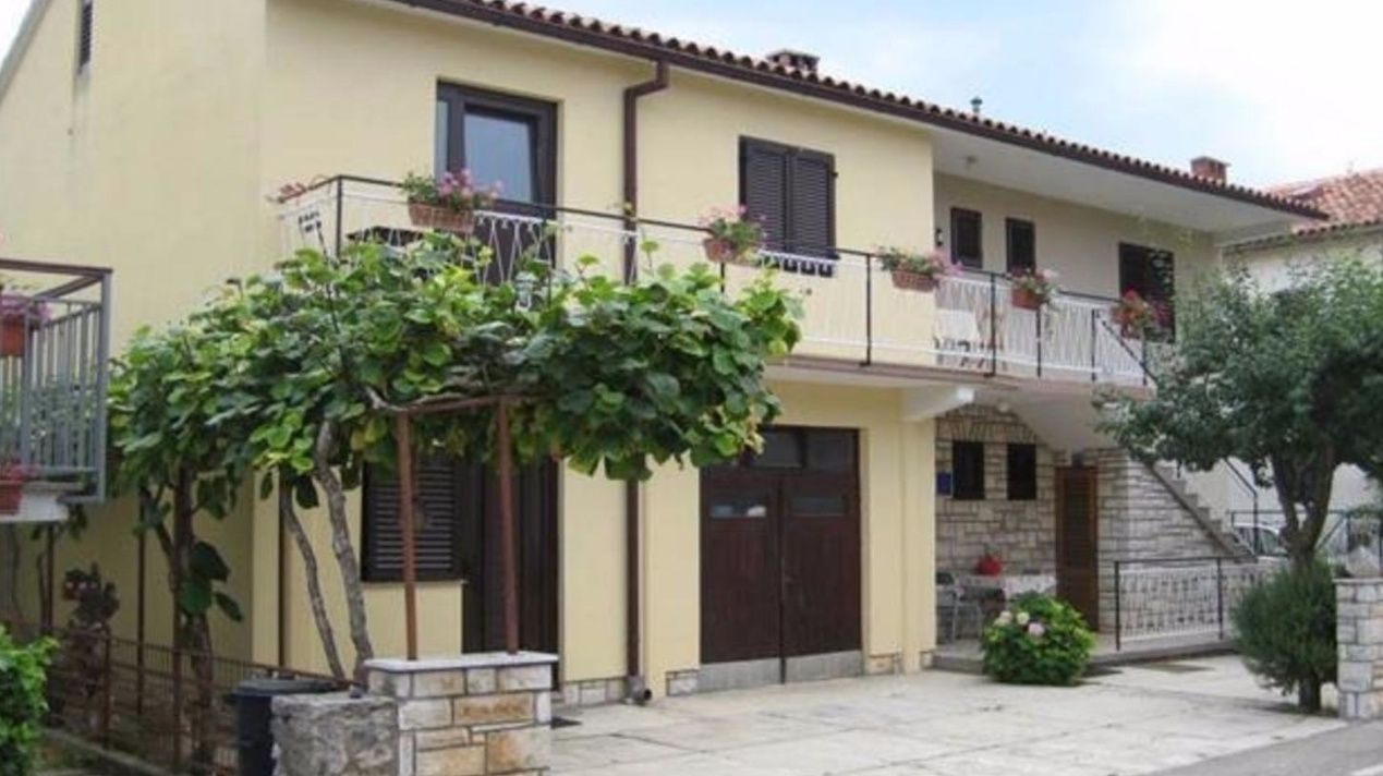 Nevija Private Apartment фото 0