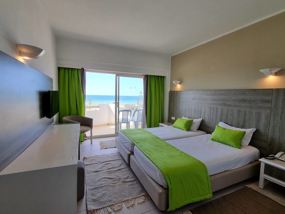 Helya Beach & Spa фото 38