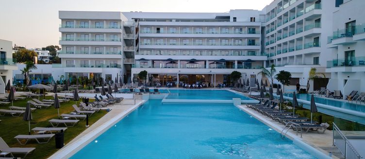 Фото отеля Atlantica Aqua Blue