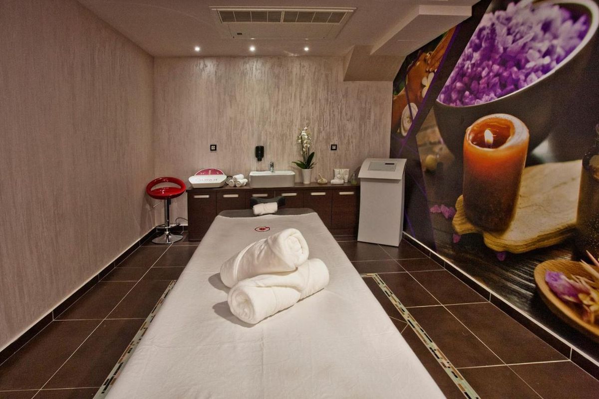 Wellness & Spa Hotel ACD фото 10