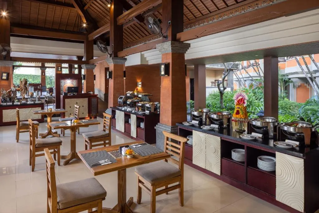 Adi Dharma Hotel Kuta фото 12