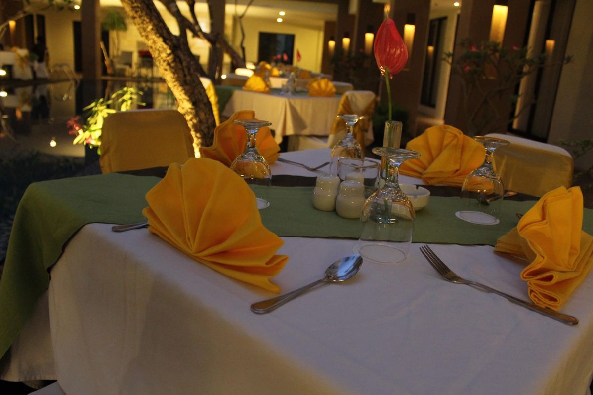 Hotel Santika Kuta фото 3