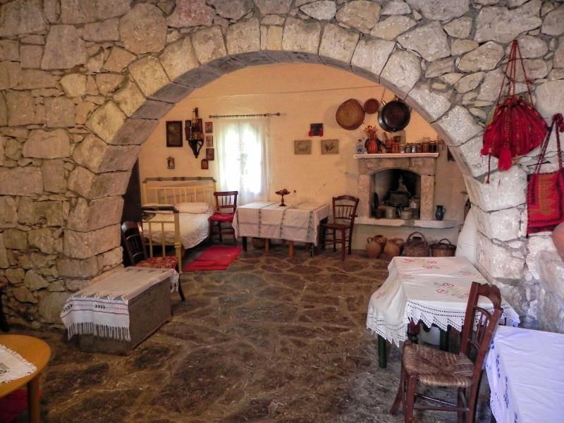 Arolithos Traditional Cretan Village фото 11