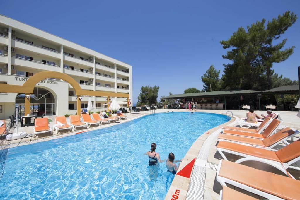 Tuntas Family Suites Kusadasi фото 17