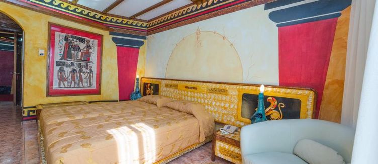 Фото отеля Roman Boutique Hotel